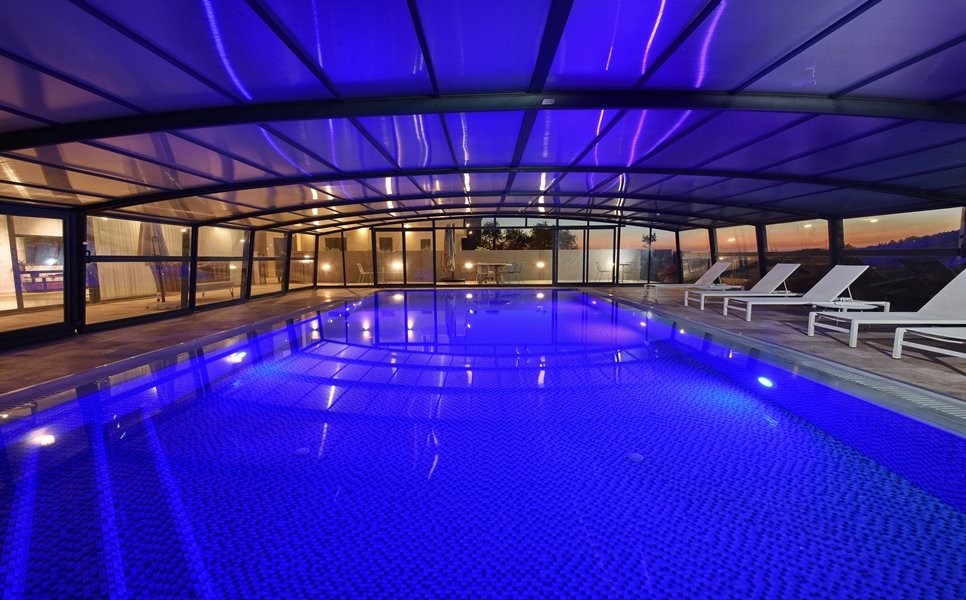 Heated covered pool, open all year